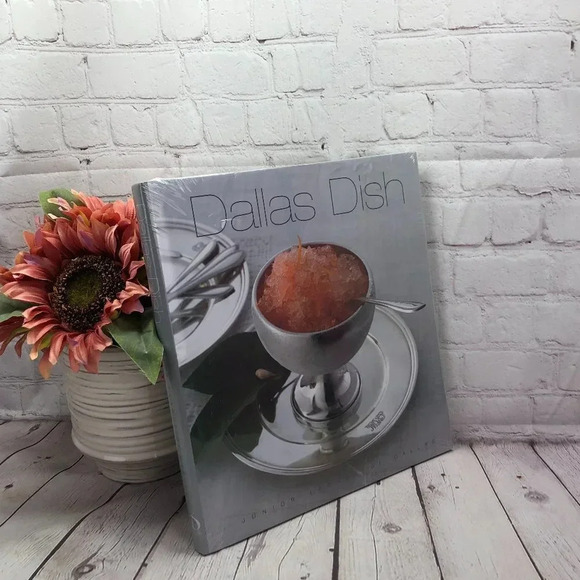 New DALLAS DISH cookbook junior league of Dallas - Picture 1 of 4